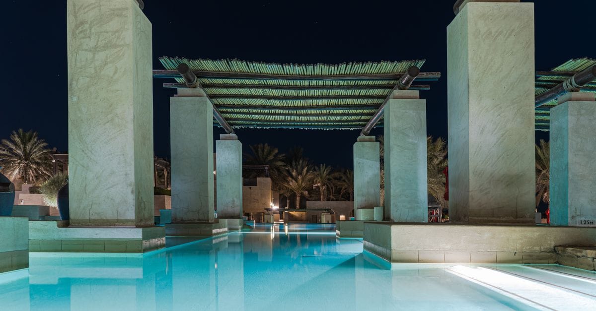 Backyard Pool Lighting Transformation